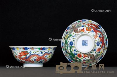 清乾隆 五彩龙凤纹碗 (一对) 直径14.6cm×2