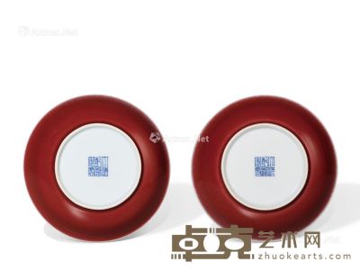 清乾隆 霁红釉盘 （一对） 直径14.6cm
