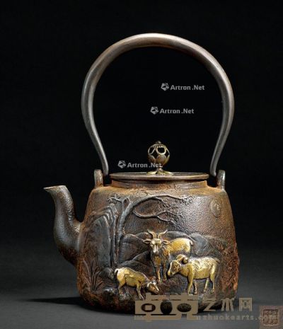 日本三羊开泰鎏金铁壶 16×12×25cm