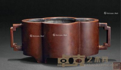 宣德年制款 梅花形铜香炉 18×7cm
