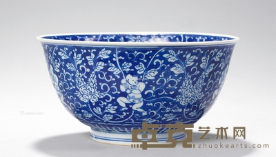 清康熙 青花蓝地白花持莲童子纹碗 高9cm；直径17cm