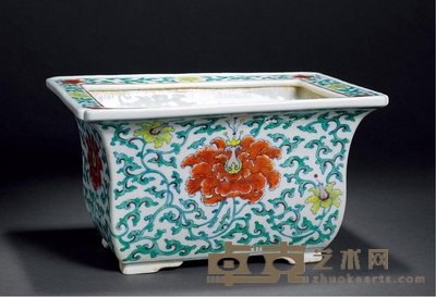 清中期 斗彩缠枝花卉纹花盆 长24cm;宽17cm;高13.5cm