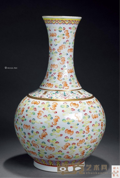 清光绪 粉彩云蝠纹赏瓶 高39cm