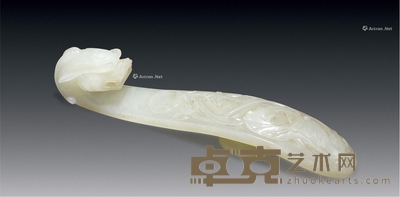 清中期 白玉龙纹带钩 长12.5cm