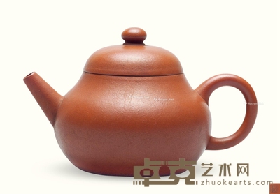 清末 王东石制 朱泥梨形壶 长10.8cm；高6.8cm