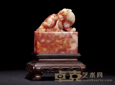 寿山红花芙蓉石古兽钮章 7×3.3×7.8cm