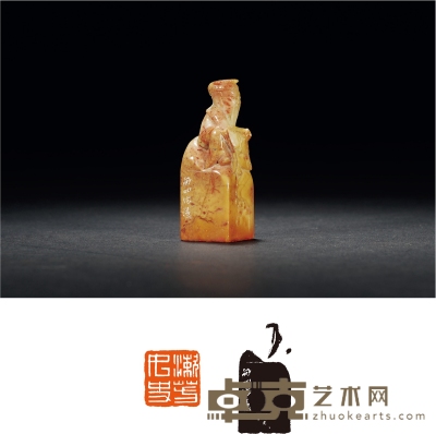 清 胡镢刻寿山石人物钮章 2.3×2.3×6.5cm
