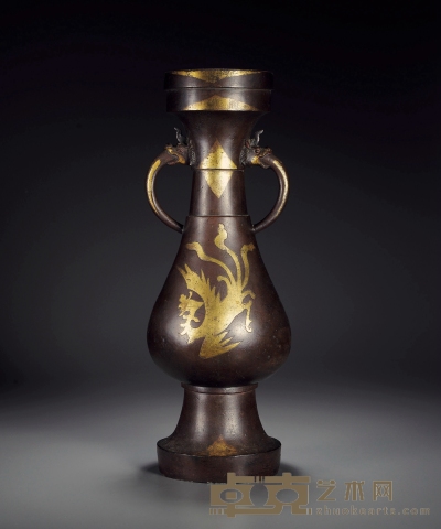 元·铜鎏金龙耳凤纹瓶 高：39.3cm