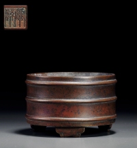 清·宣德年制款铜制弦纹筒式炉