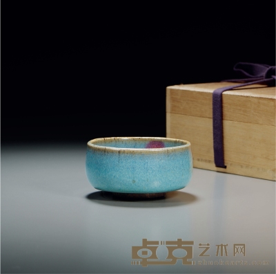 宋 钧窑紫斑茶盏 高4.8cm；宽9.3cm