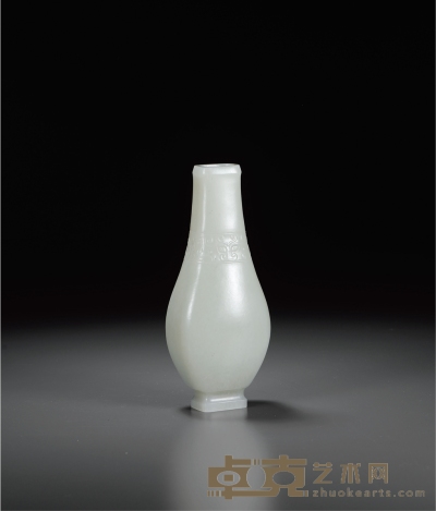 清中期 白玉兽面纹四方瓶 高14.5cm
