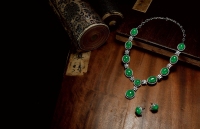 翡翠帝王绿蛋面项链、耳环 （一套）