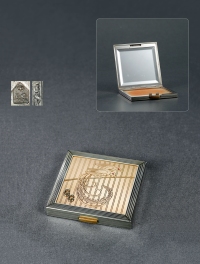 1950年制 纯银配18k金粉盒