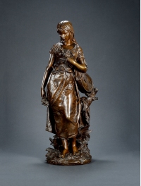 伊波利特·莫罗 拉琴女孩青铜雕像