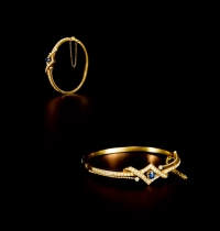 1890年制 蓝宝石珍珠手镯
