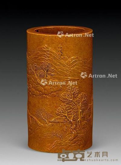 旧 黄釉浮雕山水笔筒 高12.5cm；直径7.2cm