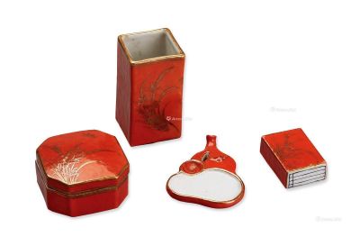 清同治 珊瑚红釉描金文房器具 （一组四件）