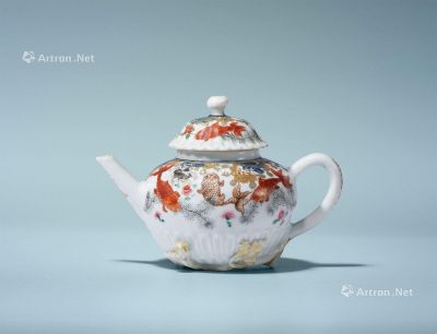 清中期 粉彩金玉满堂纹茶壶