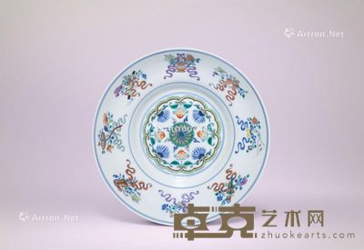 清嘉庆 斗彩福寿暗八仙纹折腰盘 直径20.3cm