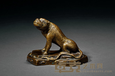 明早期(十五世纪) 铜鎏金虎 12.8×9.4cm. Wide×High