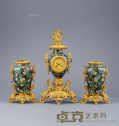 1890年左右作 景泰蓝三件套钟 高57cm；宽20cm；瓶高42cm