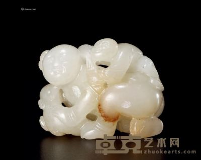清中期 白玉童子戏兽 长4cm