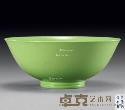 清同治 苹果绿釉碗 直径14.9cm