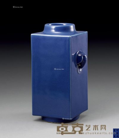 清咸丰 霁蓝釉象耳方瓶 高29.5cm