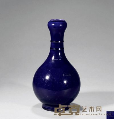 清乾隆 茄皮紫釉蒜口瓶 高28.2cm