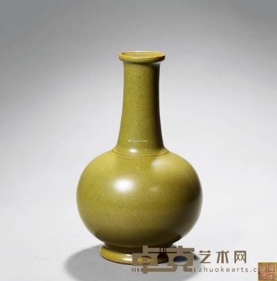清乾隆 鳝鱼青釉直颈瓶 高18.5cm
