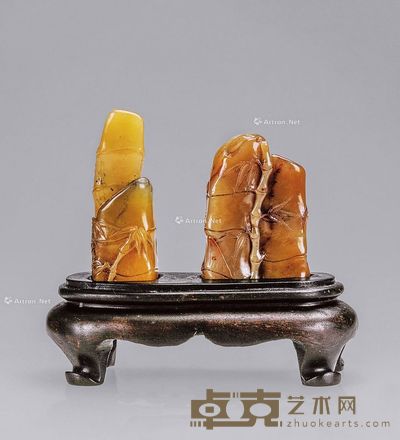 田黄印章 (两个) 尺寸不一