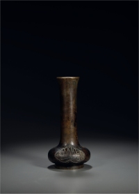 清·铜制阿拉伯文长颈瓶