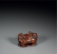 清·竹雕螭虎纹香盒