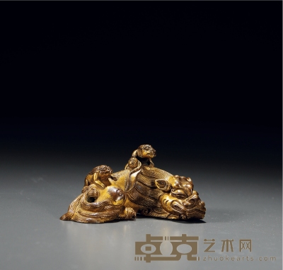 清中期·铜鎏金太狮少狮镇纸 高：3cm 长：6.5cm