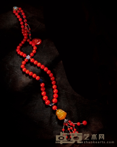 侯晓锋 绮霞 南红项链 佛头2.5×2.3×1.9cm；最大珠径1.2cm