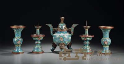 清·铜胎掐丝珐琅花卉纹五供 炉高：22cm 烛台高：19.5cm 花觚高：16.3cm