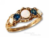 英国欧珀配圆形蓝宝金戒指 （一枚）