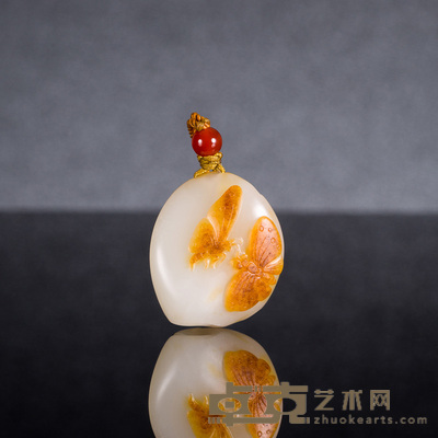 陈祖雄  和田玉籽料蝶舞挂件 规格:3.0×2.7×1.6cm  
重量：20g