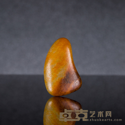和田玉籽料原石 规格:5.0×3.1×1.6cm  
重量：35.5g