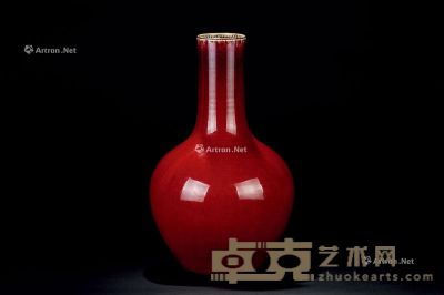 清代 霁红釉天球瓶 高39cm