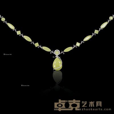 天然和田黄玉配钻石项链 --