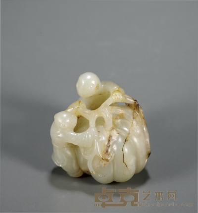 清 白玉雕双婴戏图把件 高4cm