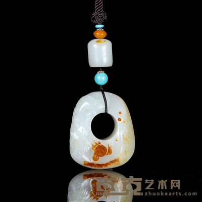 唐奇伟   和田玉籽料龙行天下扳指 5.9×5.1×1.8cm  108g