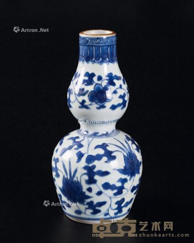 清早期 青花缠枝莲纹葫芦瓶 高17cm