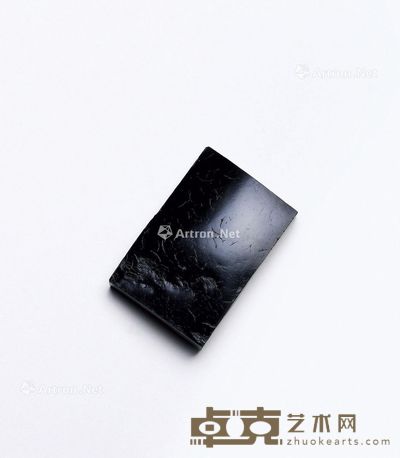 新疆和田玉黑青籽料原石牌片 6.6×4.4×2.0cm;重147g