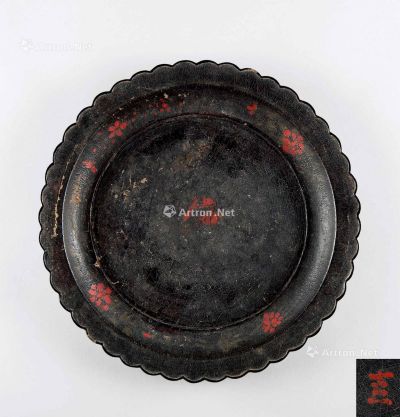 元代（1271～1368） 黑漆彩绘花口盘