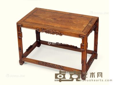 清代（1644～1911） 黄花梨龙纹长方桌 长67.2cm；宽39.5cm；高45.7cm