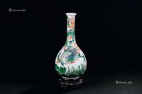 清康熙（1662-1722年） 五彩鱼化龙纹胆式瓶