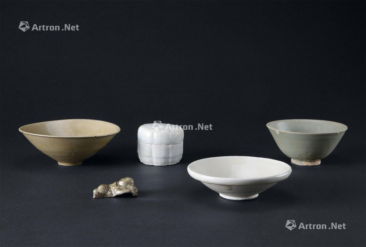 唐代-宋代（618-1279年） 白瓷盏影青花口香盒耀州窑花口碗青瓷碗耀州窑 