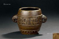 清代(1644-1911年）作 铜夔龙纹双象耳鼓形香炉